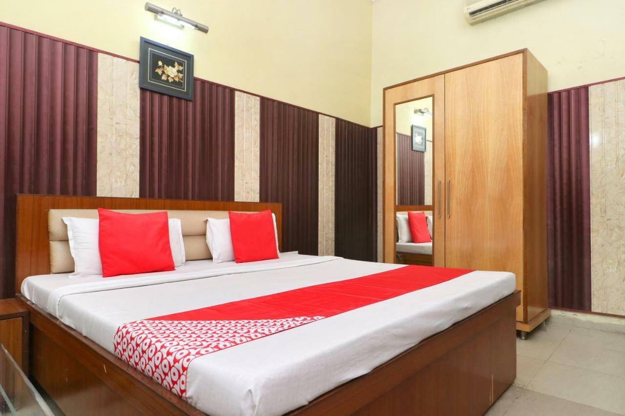 Oyo 40699 Grand Sokhi Hotel Tarn Taran Kültér fotó